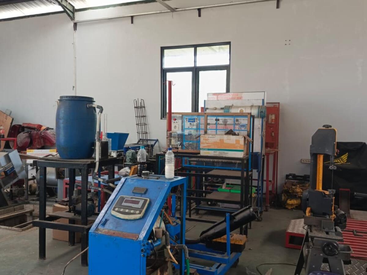 LABORATORIUM TEKNIK MESIN