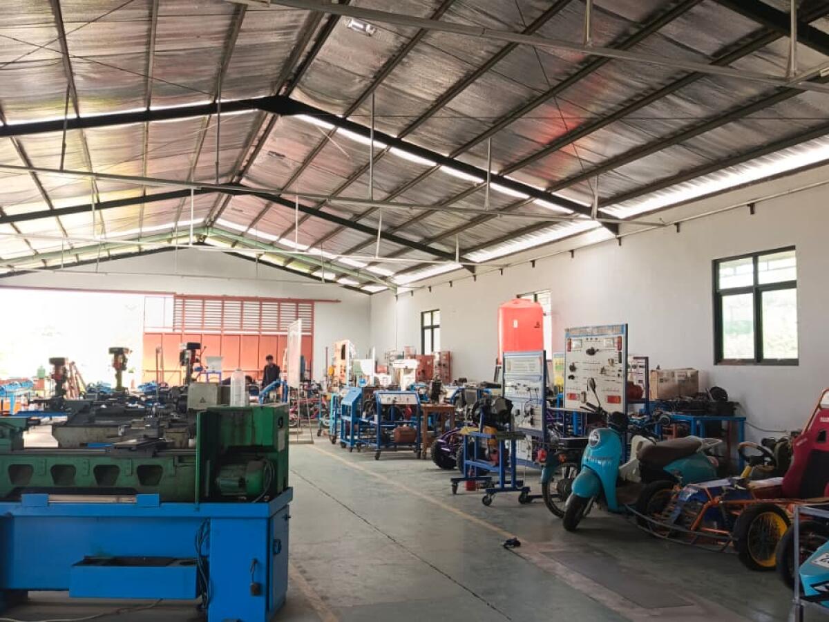 LABORATORIUM TEKNIK MESIN
