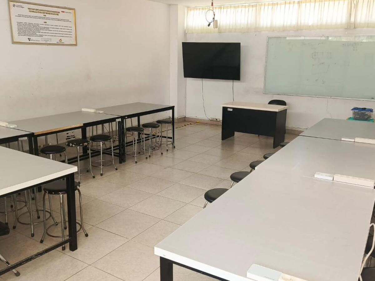 LABORATORIUM HARDWARE